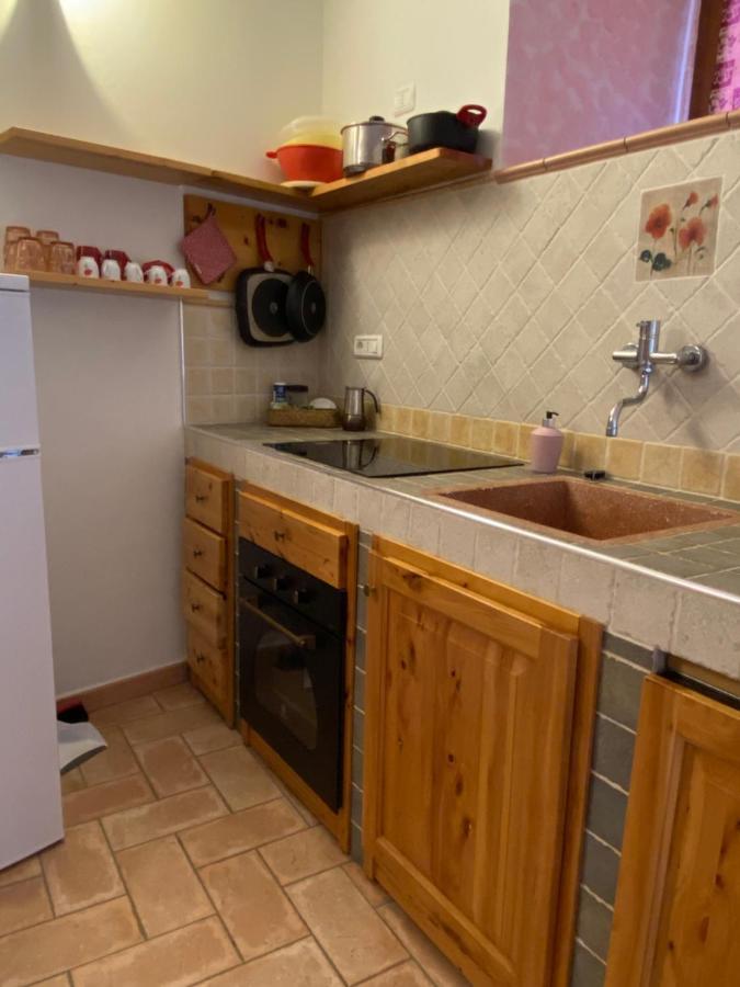 Mini Appartamenti Nonna Nella Barbarasco Exteriör bild