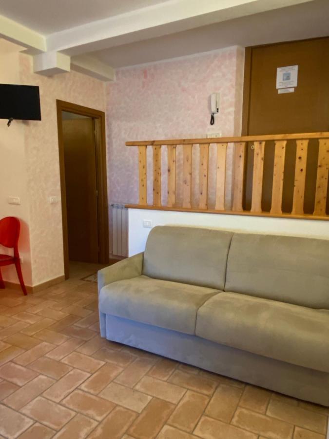 Mini Appartamenti Nonna Nella Barbarasco Exteriör bild