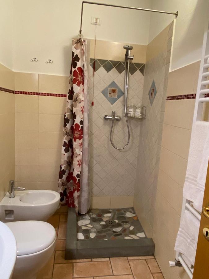 Mini Appartamenti Nonna Nella Barbarasco Exteriör bild