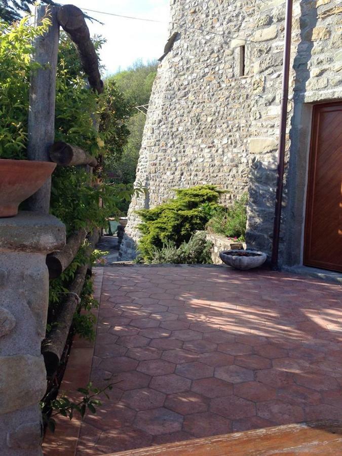 Mini Appartamenti Nonna Nella Barbarasco Exteriör bild